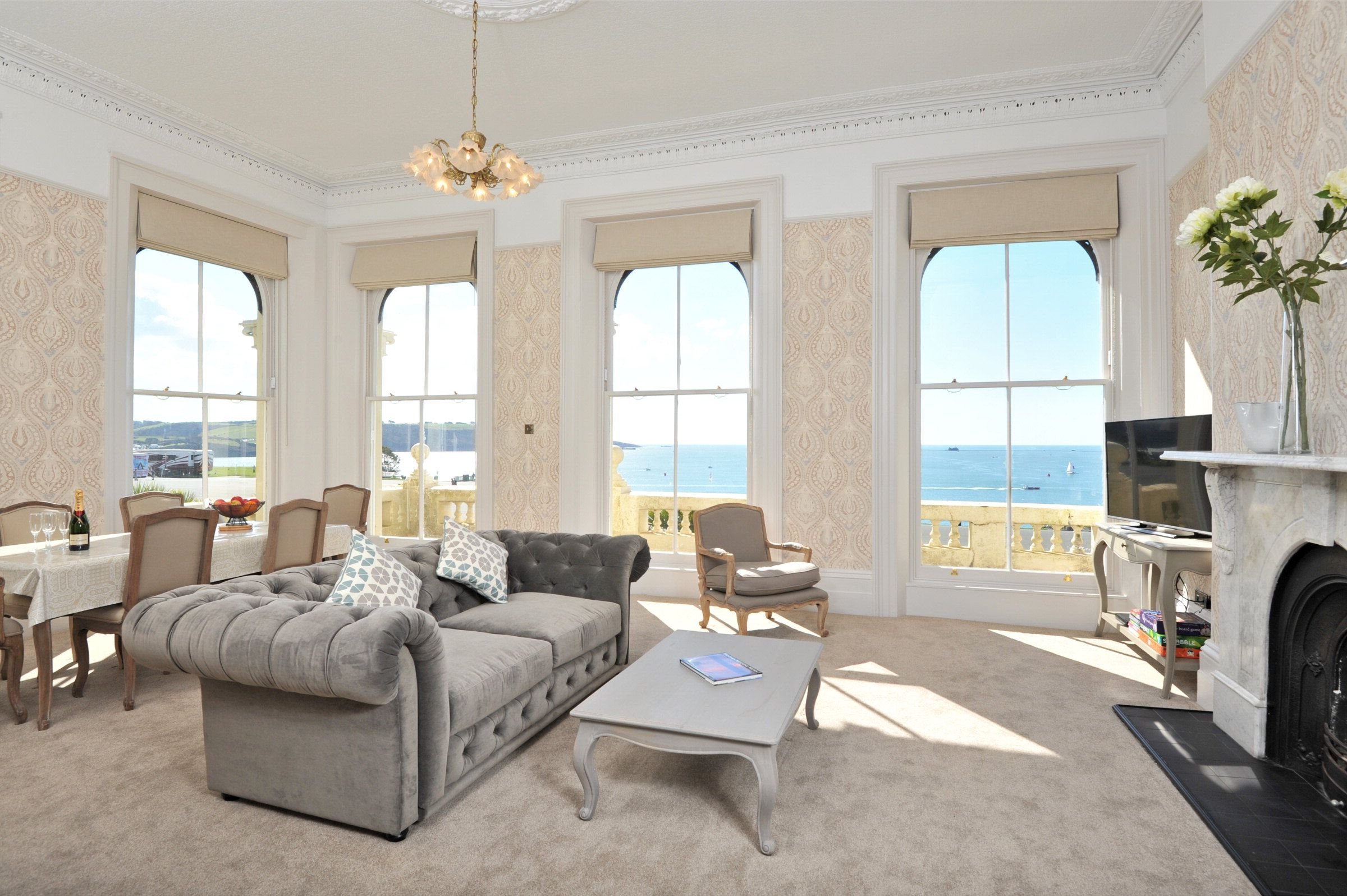 Lady Astor Apartment 1 Elliot Terrace | Apartments in Plymouth, Devon ...