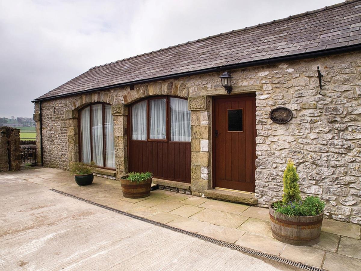 Cottage in Derbyshire Holiday Rentals in Buxton, Derbyshire, England