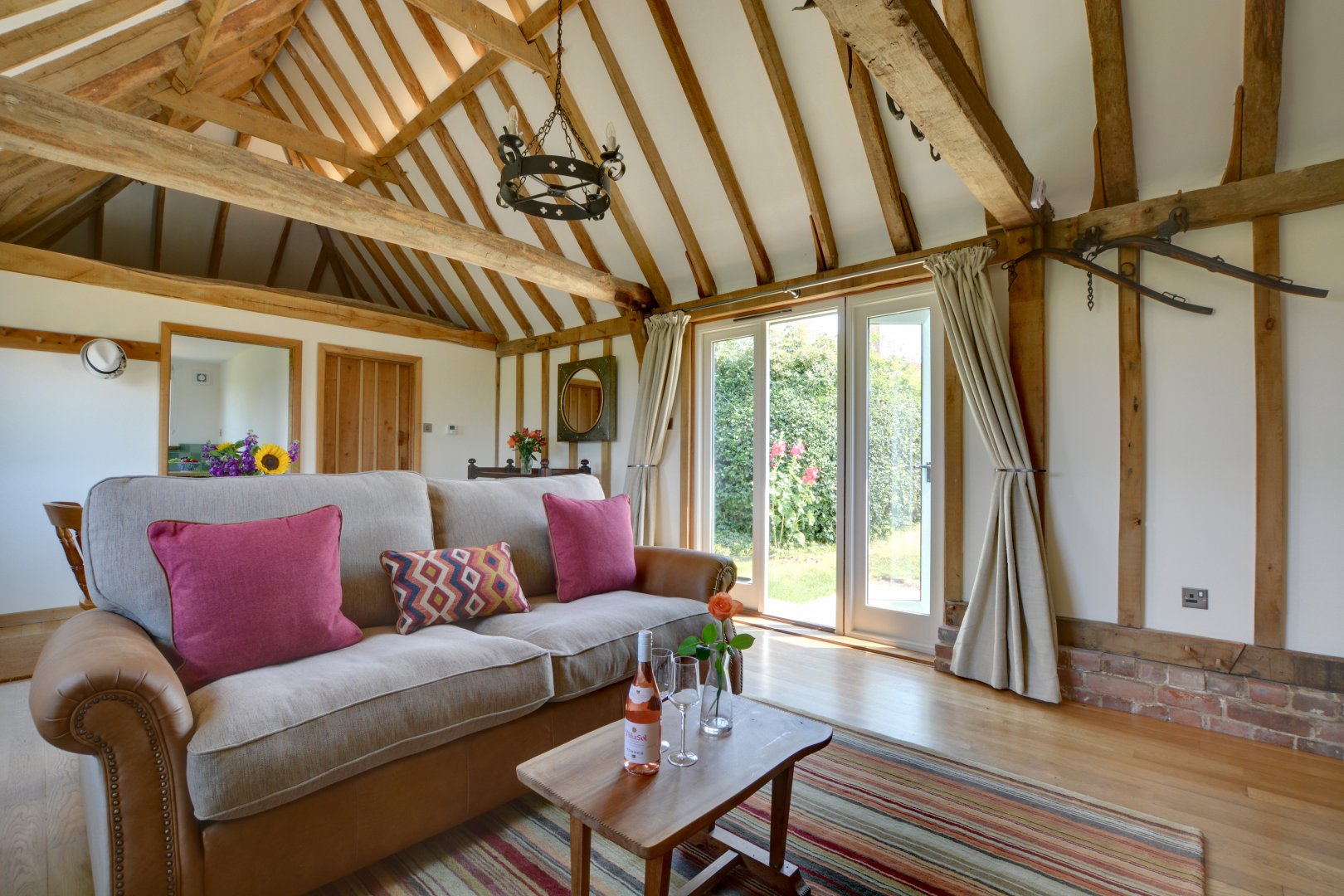Wagon Lodge at Forstal Farm Holiday Rental in Tenterden, Kent