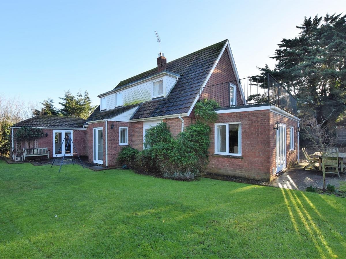 Self Catering Cottages Old Hunstanton