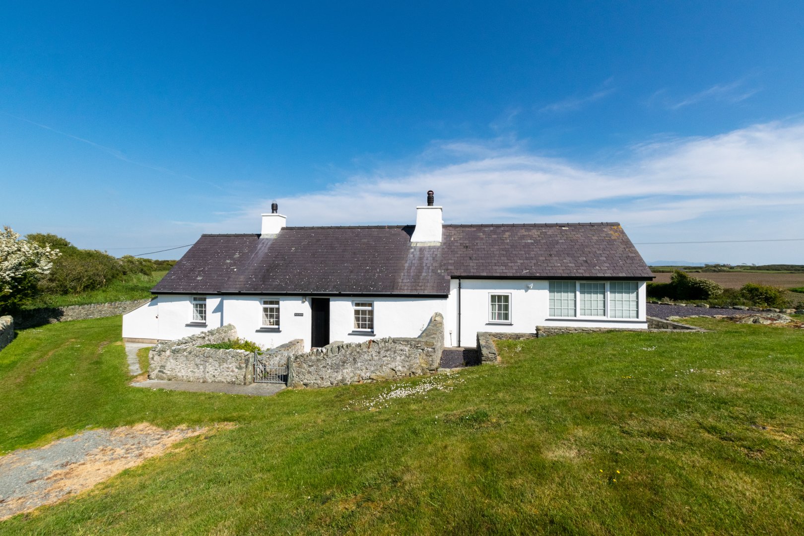 Plas Bach Holiday Rental in Y Fali, Isle Of Anglesey