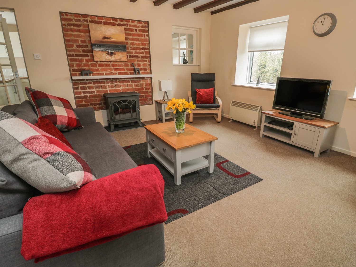 Magpie Cottage Holiday Rental in Morpeth, Northumberland