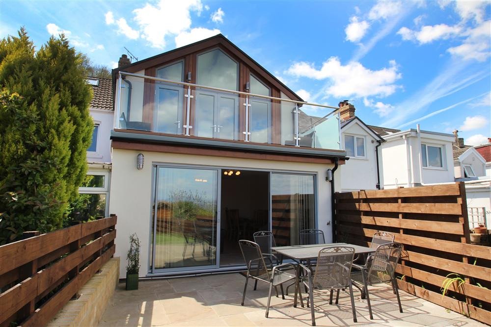 Castle Rd Cottage Holiday Cottages in Mumbles, Swansea, Wales