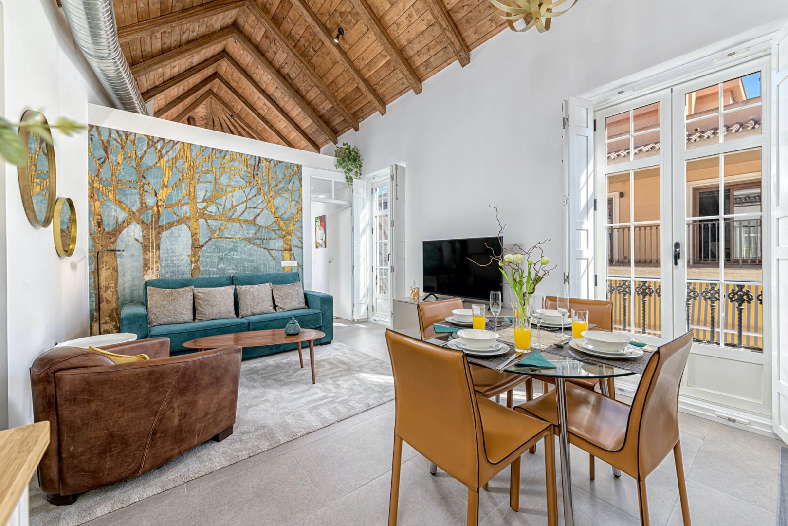 Self-Catering at The Gilded Tree | Villa & Apartment Rentals in Málaga ... - Gilded Ceiling Luxury Vacation Home Rentals