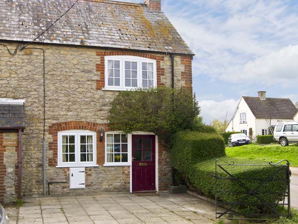 Candy Cottage Pet Friendly Cottage In Thornford Selfcater Com