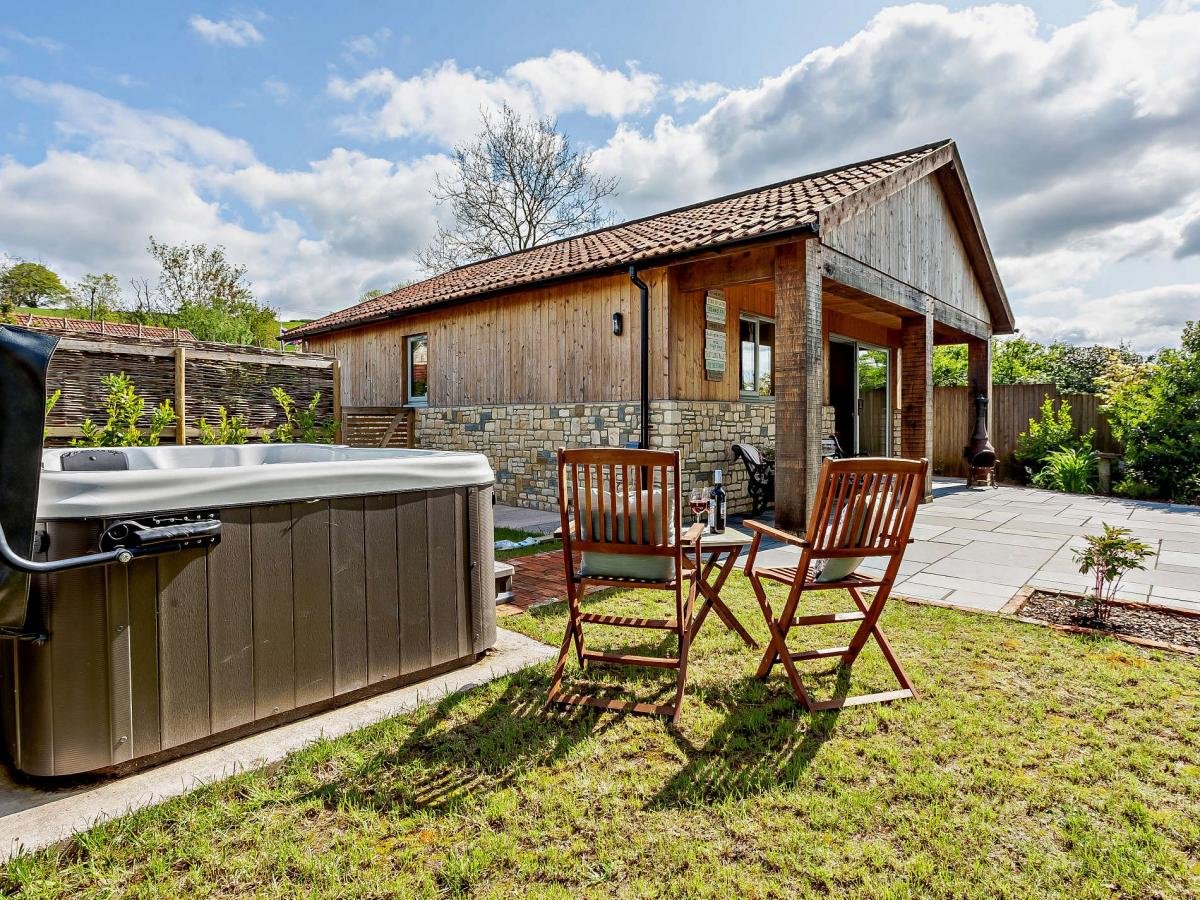 cottage-in-somerset-holiday-cottages-in-glastonbury-somerset